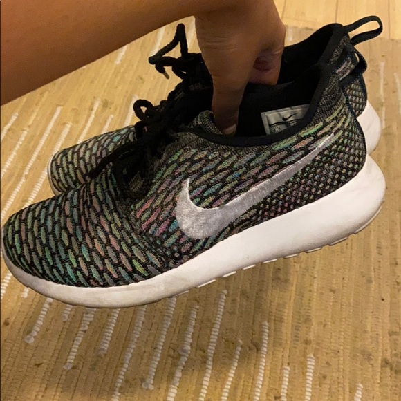 multicolor shoes nike